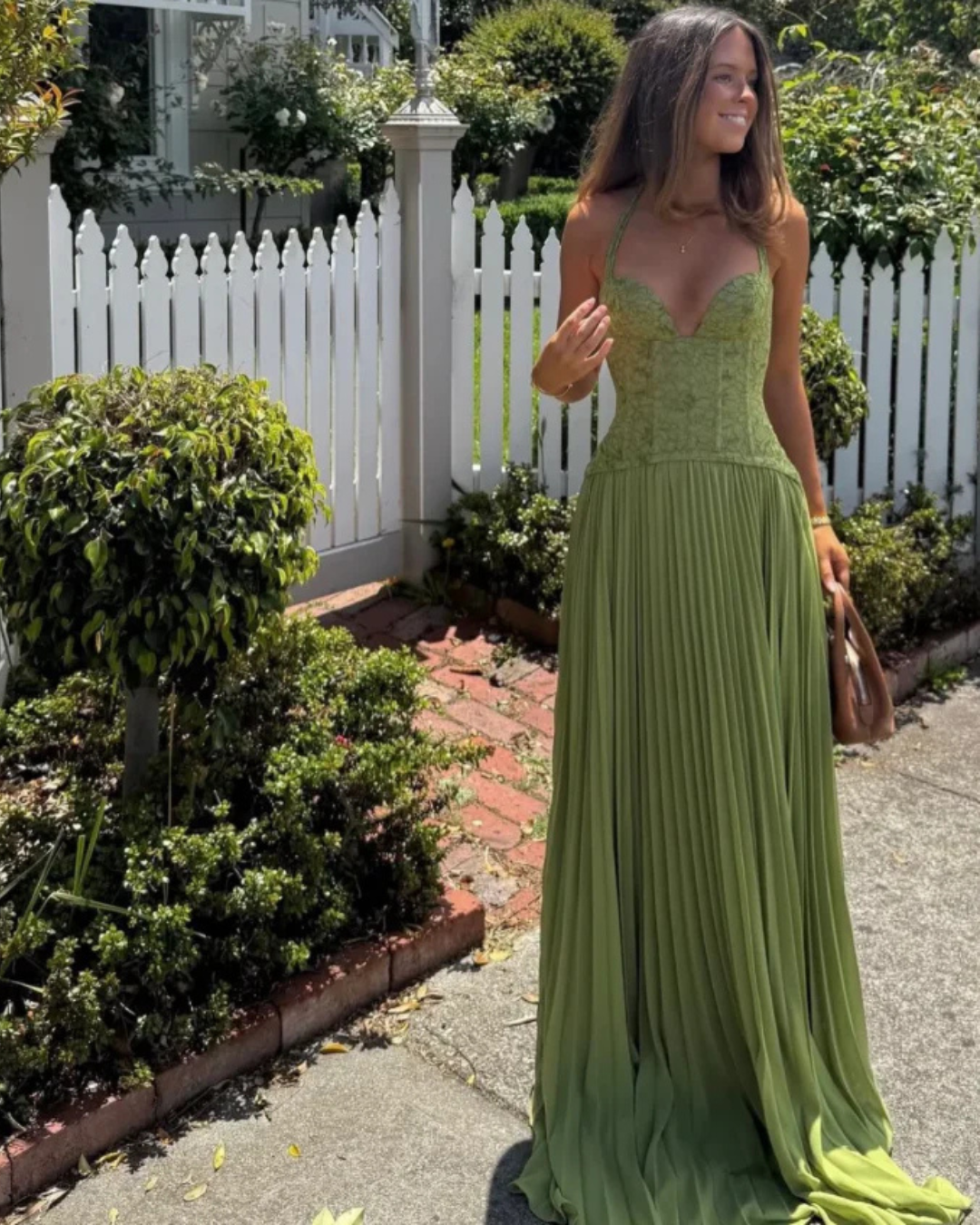 Fenity Gaia Dress - Green River Dress Hire Fenity Gaia Dress - Green River Dress Hire